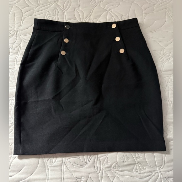 H&M Black and Gold Knee-Length Pencil Skirt - Picture 1 of 2